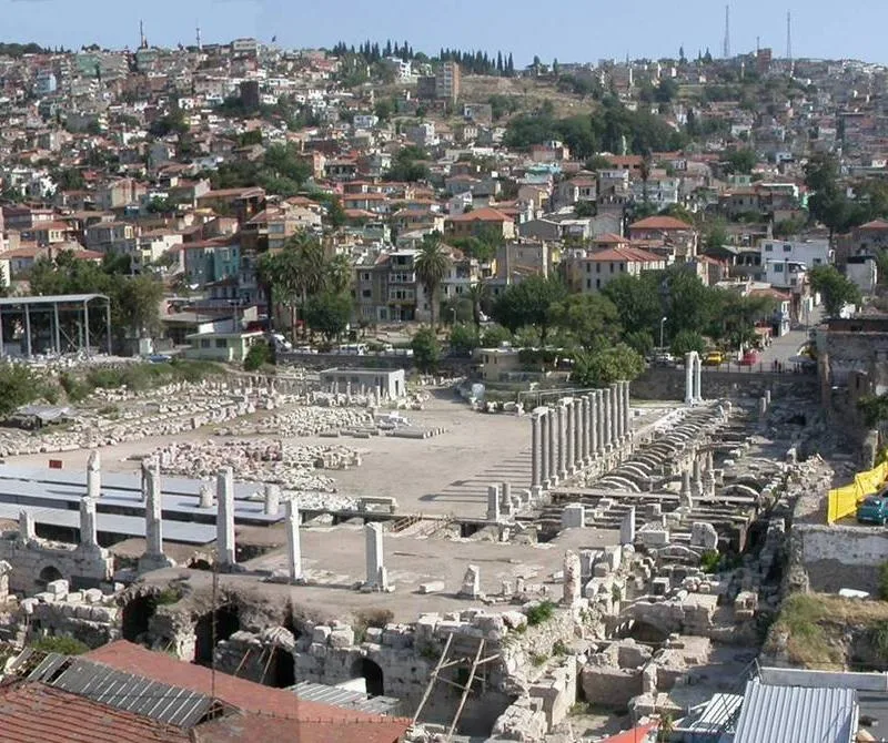 Агора Смирна (İzmir Agorası): путеводитель по античному Измиру