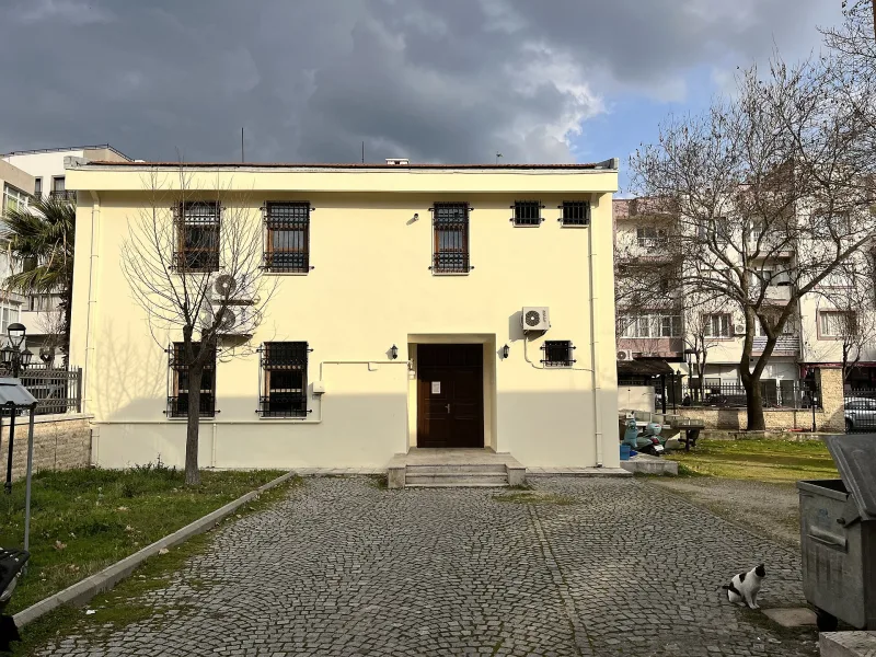 Akhisarin museo (Akhisar Müzesi): opas näyttelyyn ja vierailuun