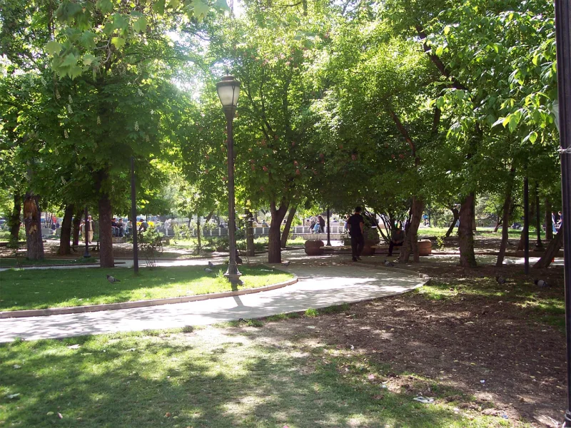Güvenpark Kızılayssa – turvallisuuden muistomerkki ja Ankaran sydän