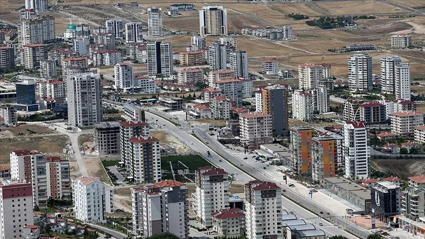 Podíl prodejů nemovitostí na úvěr poprvé za 33 měsíců překročil 20 procent
