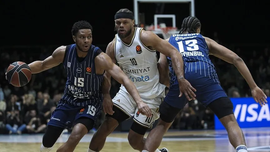 Anadolu Efes defeated Dubai Basketball 85-69