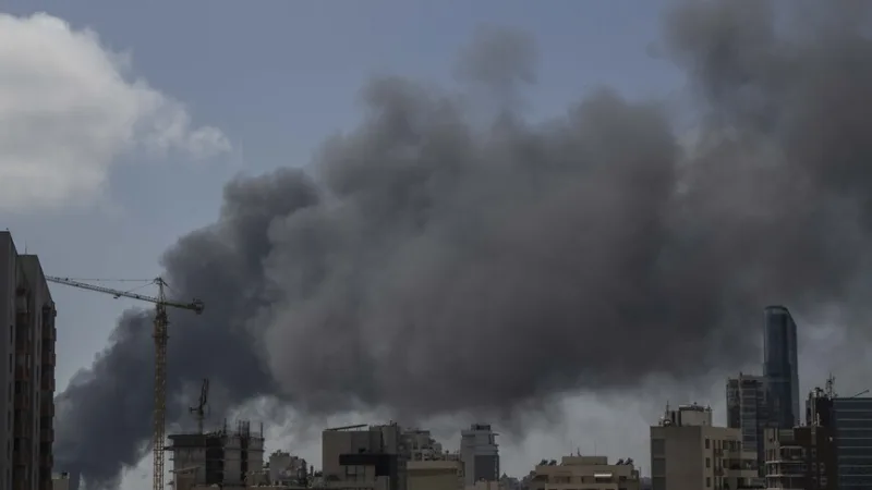 Israel announced that it had completed the siege of Bint Jbeil in southern Lebanon and had begun the occupation