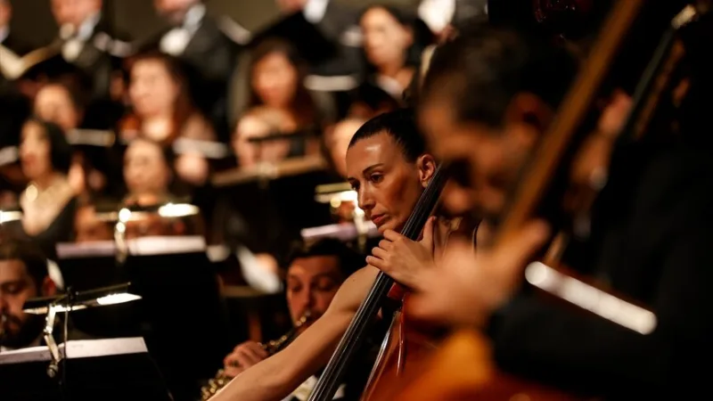 V Mersinu se milovníci umění sešli na představení kantáty „Carmina Burana“