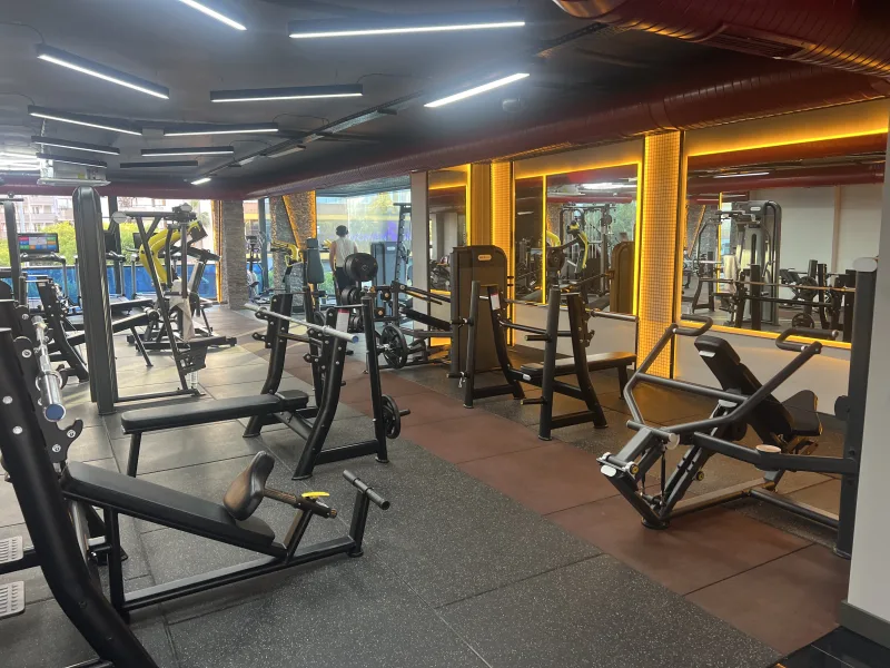 Black Bull Pro GYM — Tělocvična v Alanyi: Online objednávka, ceny a recenze